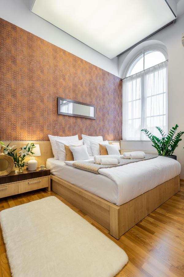 Hotel Dikul Market Square Wroclaw Bagian luar foto